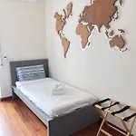 Stella House 아파트